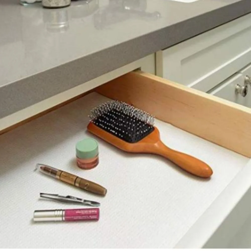 Grip Prints White Shelf/Drawer Liner